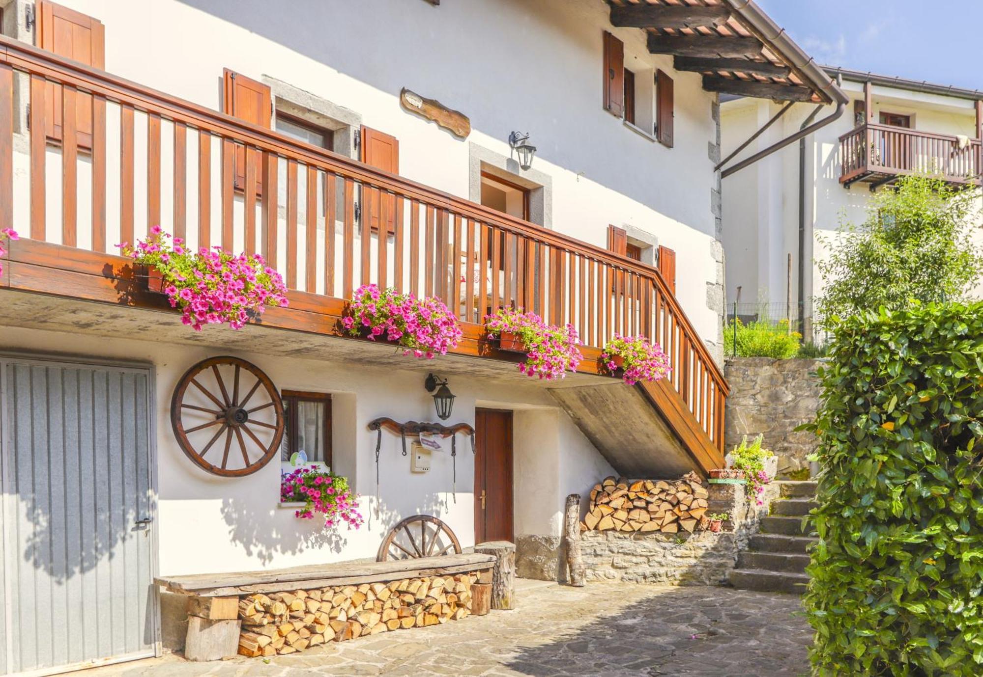 Tribil di Sopra Casa Cebajova Poesiaヴィラ エクステリア 写真